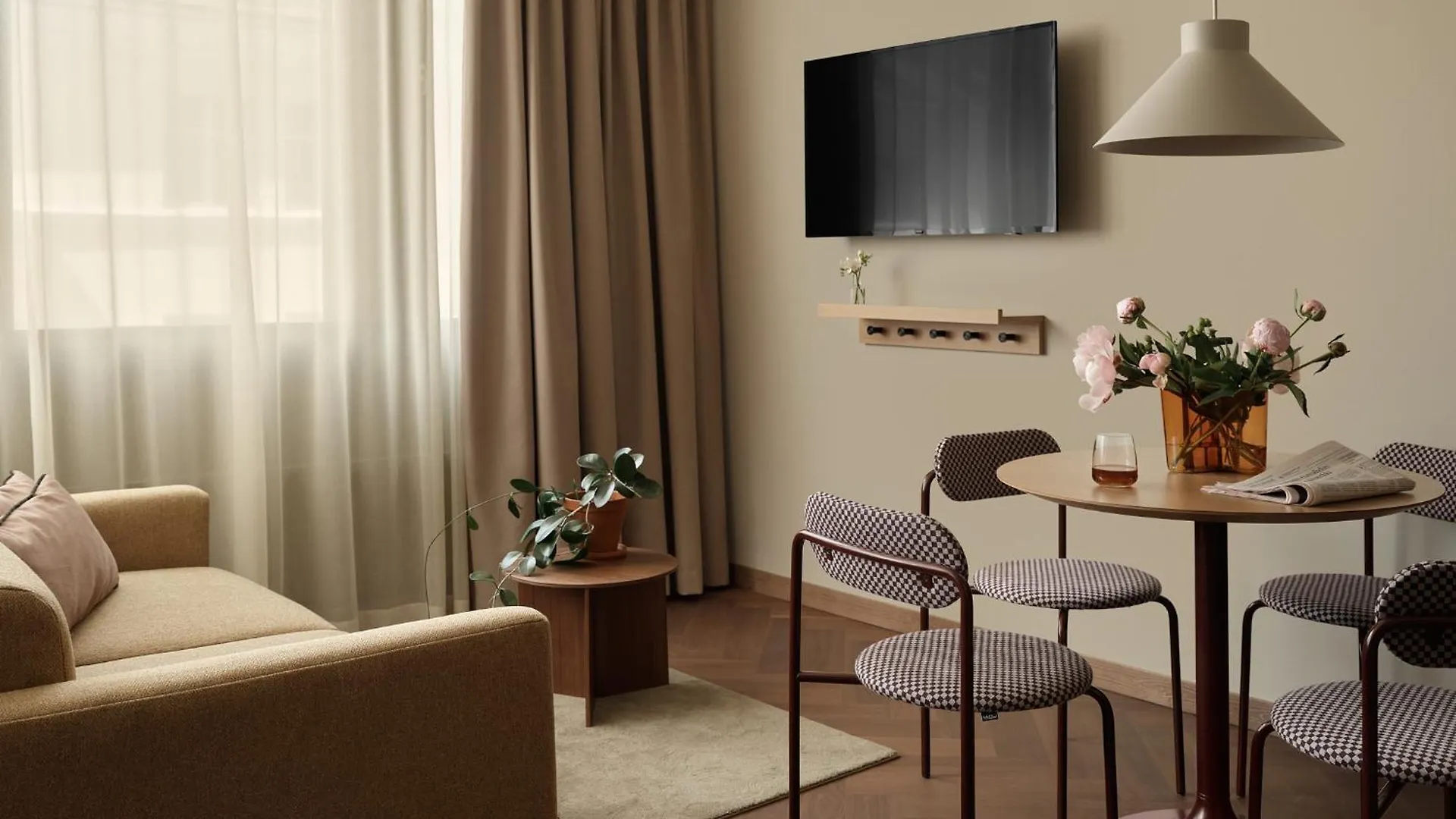 Hotel Bob W Helsinki Kamppi 4*,